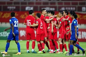 武磊连续三场破门，国足5:0击败马尔代夫取得出线主动权图片