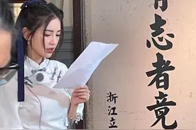 Angelababy《奔跑吧》路透照曝光 走民国少女路线清纯可人图片