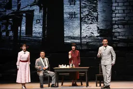 走过百年初心不改，泉城观众盛赞吕剧《先驱·王尽美》图片