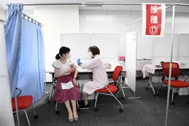 日本空乘人员接种新冠疫苗图片