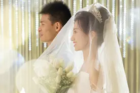 广州抗疫护士一场“云婚礼”获全网祝福！新郎隔空表白图片