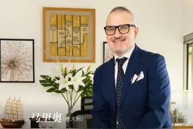 马里奥：如果你问我未来，我会告诉你，中国就是我们的未来｜百年大党-老外讲故事（69）图片