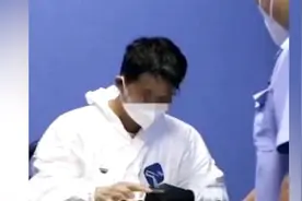 为显示横渡珠江的本事，广州一男子酒后游泳离开封控区视频封面