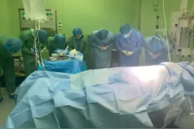 这是夫妻俩最后一次“帮助”别人……图片