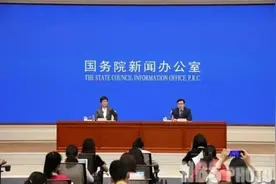 职场妈妈建议调整下班时间方便接娃，答复来了图片