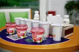 奋斗百年路 启航新征程丨中垦华山牧乳业让群众喝到巴氏奶图片