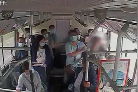 身边正能量丨乘客突发病 济南公交车变身“救护车”直奔医院图片