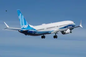 737 MAX系列飞机最大机型完成首飞，多国尚未解禁该系列客机图片