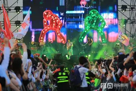 你你你你要跳舞吗！新裤子、二手玫瑰引爆2021新青年音乐节高潮图片