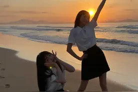 神仙友谊！虞书欣晒和林小宅拍的日出照 剪影浪漫氛围感十足图片