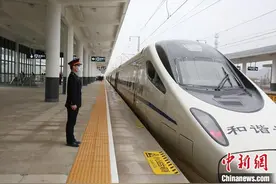 兰州铁路局25日启新运行图：庆阳至青岛、成都首开动车图片