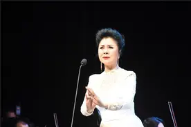 色艺俱佳有大美，唱表兼具无微瑕，记得第三代“银环”吗？图片