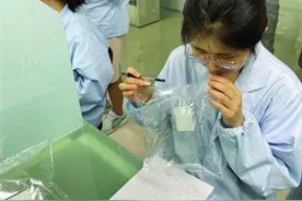 这是一份“有味道”的工作图片