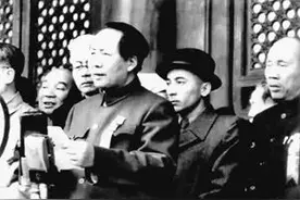 【建党100周年】赛福鼎•艾则孜：毛泽东亲自批准入党图片