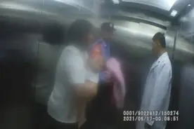 婴儿高烧惊厥急哭妈妈 民警飞速送医帮孩子脱险图片