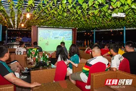 乘游轮看球赛 长沙打造“鐏龙号”观赛圣地图片