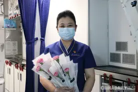 36载青春绽放光华 清风徐来谢幕蓝天——南航北方分公司主任乘务长徐莱见证东北民航发展图片