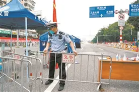 广州荔湾区芳村片区恢复对外人员和交通通行图片