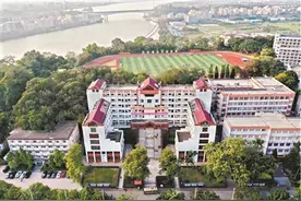 广州铁职院：七专业大类招生图片