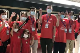 嘉兴火车站25日改建完工重新投入运营 上海首开至嘉兴红色教育主题列车图片