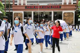 清远中考今日开考，4万余名学子赴考图片