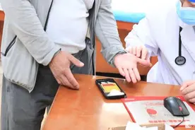 看手掌可以查肝病？这个说法你听过吗？图片