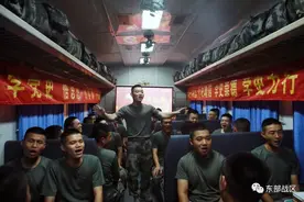 关注｜军列上的这一幕幕，振奋人心图片