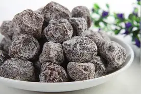 三种零食最好少吃，饿了可以吃这些东西图片