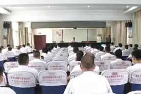 郑士民在霄云镇开展党史学习教育专题宣讲图片