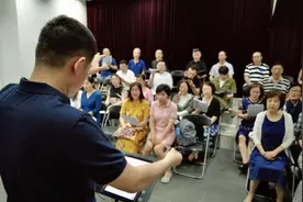 庆祝党的生日，上海各界一起“唱支山歌给党听”图片