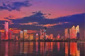 央视关注！夜青岛，炫出“世间最美图案”图片