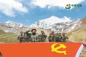 庆祝中国共产党成立100周年特刊丨军心靠军魂凝聚图片