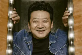 王砚辉：贪恋烟火气丨人物图片