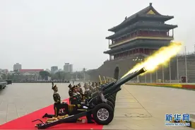 帅气的仪仗官兵是这样“炼”成的图片