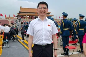 我在北京天安门｜高德红外党委书记、董事长黄立：为挺起我们民族高科技的脊梁，做一根坚强的筋骨图片