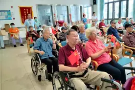 投身到残疾人工作中去，以提高残疾人获得感、幸福感、安全感的实干奉献来践行党的初心使命，延续党的红色血脉图片