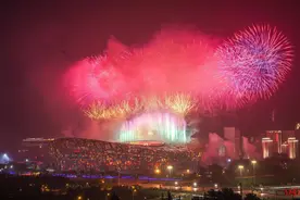 技术总指挥揭秘建党百年焰火表演：五星烟花点亮北京夜空，一百多次试验方实现图片