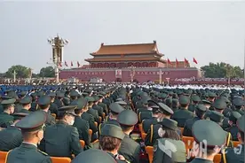 湖北日报全媒记者在天安门广场见证历史性时刻——庆祝中国共产党成立100周年大会现场直击图片