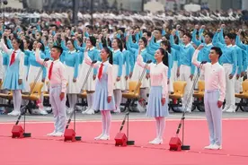 齐鲁骄傲！建党百年庆祝大会青少年节日盛装是咱“山东造”图片