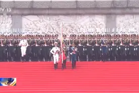 这就是中国排面！迎风40秒不眨眼的国旗护卫队图片