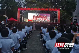 邵东四中举行庆祝建党100周年革命歌曲合唱比赛图片