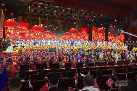 丽江红色歌舞颂党恩图片