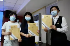 现场直击：东城小升初电脑派位全过程视频封面