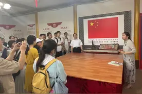 传承老建筑的红色基因 济南市中区开展“商埠老建筑红色+文博”研学游图片