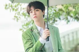 陈立农曝最新夏日西装大片 丛林王子头衔get图片
