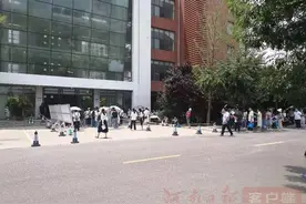 竞争激烈考题专业，2021年河南省省直事业单位招聘笔试举行图片
