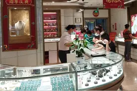 国华首饰今起店庆大促，连续三天黄金免工费以旧换新图片