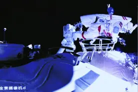 出舱！它们保驾护航图片