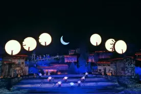 感受四川凉山彝文化风情 中国第一火秀《阿惹妞》已演出228场图片