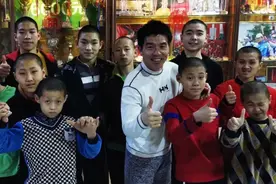放牛班的奔跑图片